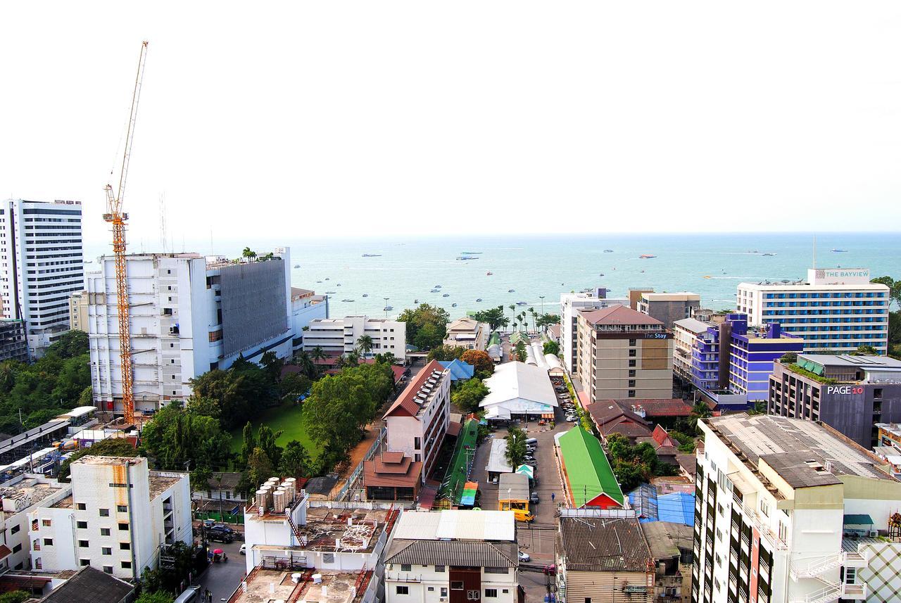 Appartement The Base Pattaya Extérieur photo